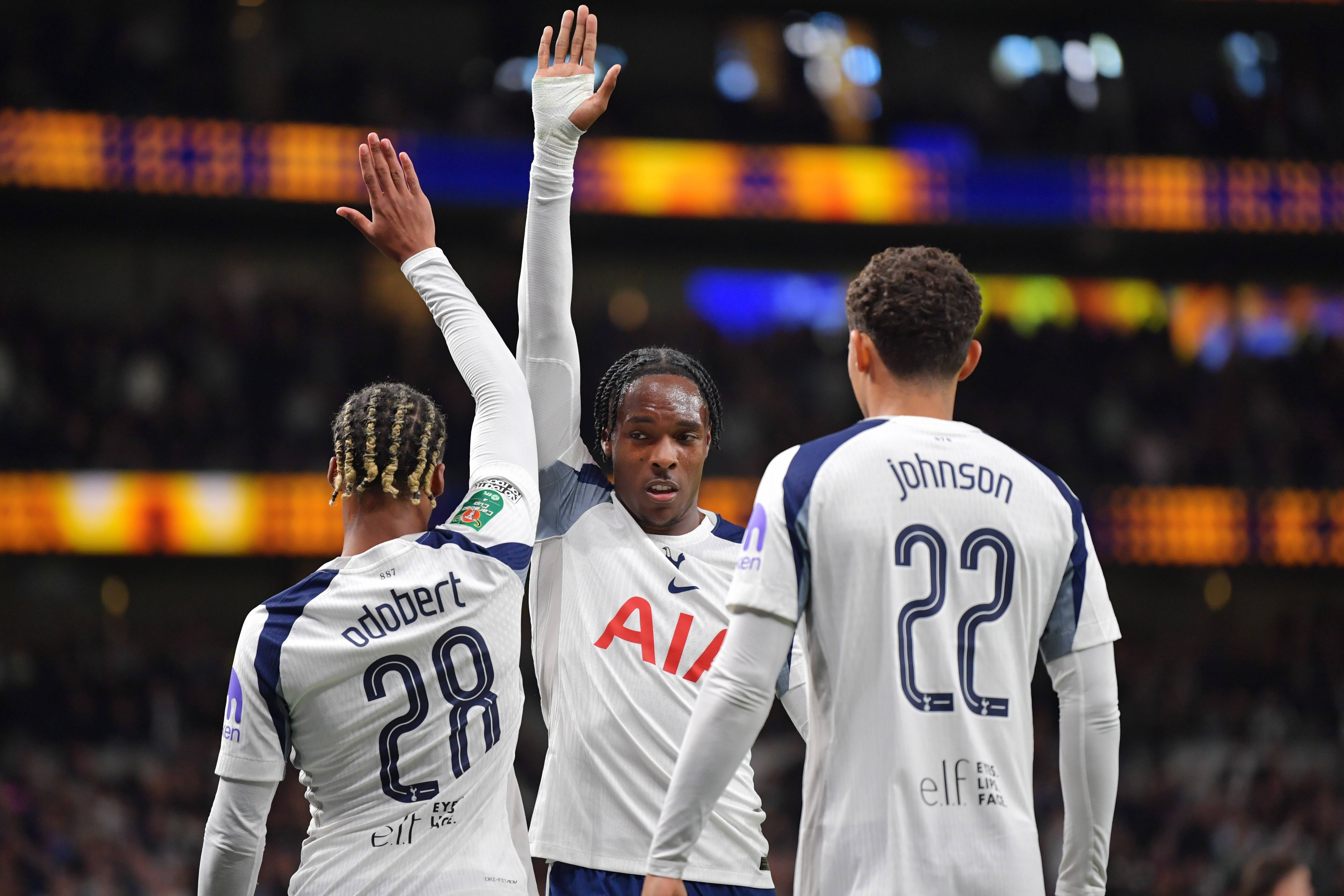 今晚斯图加特备战葡超，迎来里程碑细节曝光，话题不断，阵容厚度经受考验的简单介绍-lol台服官网地址