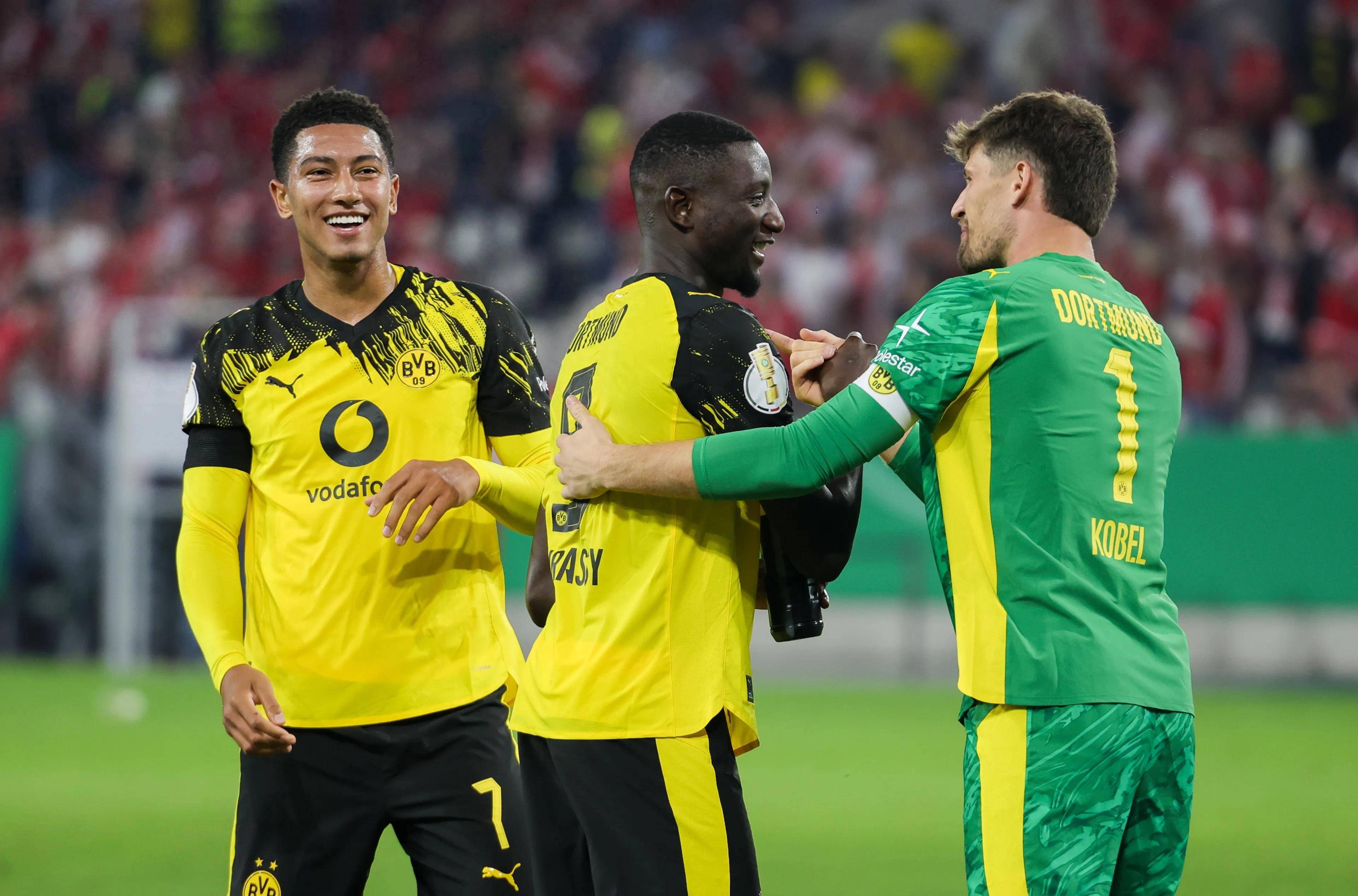 多特蒙德迎德甲关键赛；加时末段内部沟通；态度坚定；赛程密集仍需轮换-英雄联盟官方直播