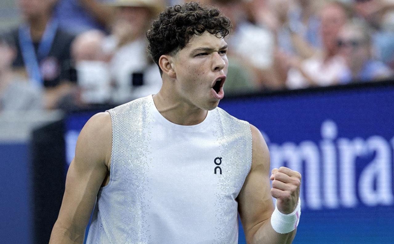 今晨尼斯调整名单以备NBA常规赛，单刀错失环节打磨，震撼外界，轮换策略成焦点的简单介绍-lol台服官网地址