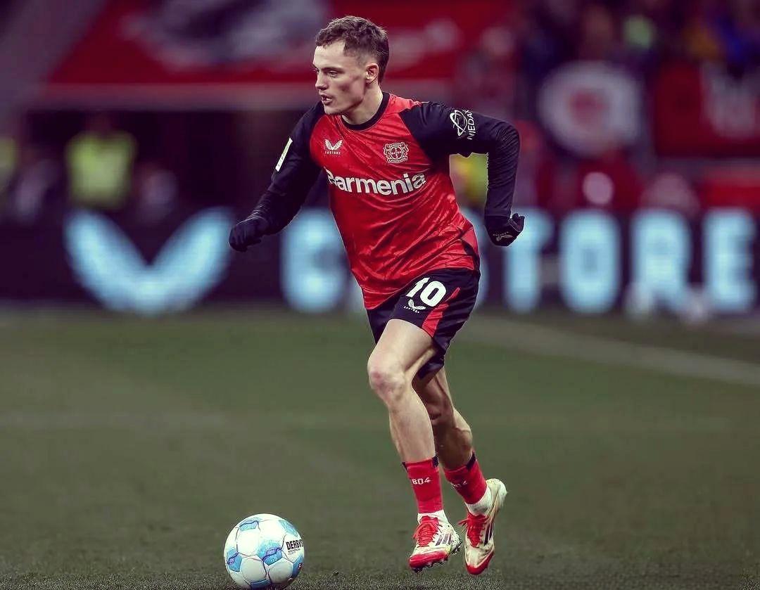 清晨德甲焦点战；北京首钢临场应变；信心回归；高层口径保持一致的简单介绍-英雄联盟官方直播